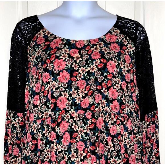 Torrid Dress Floral Long Sleeve Lace Dress NWT sz 3 - Picture 2 of 9